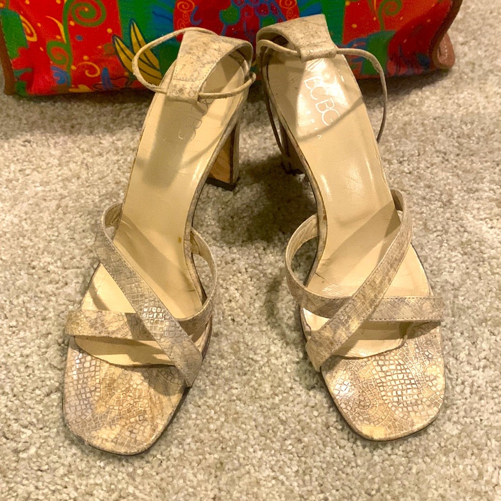 BCBG tan snakeskin 3” heels